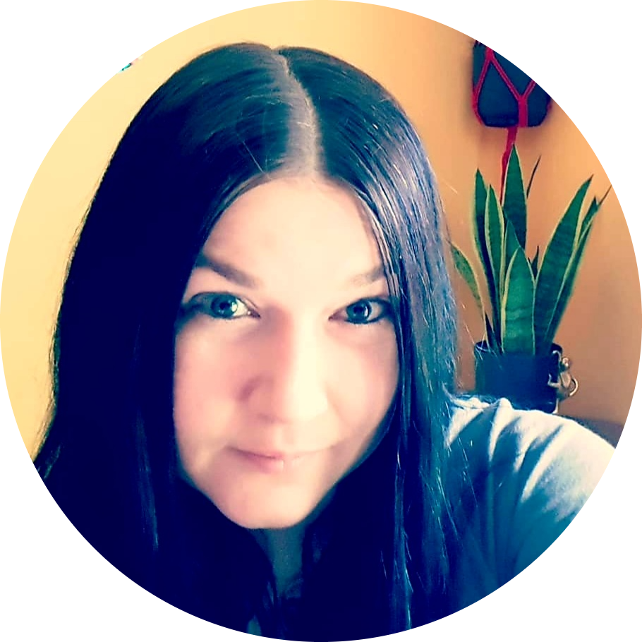 Author Profile photo - Kellie Steed