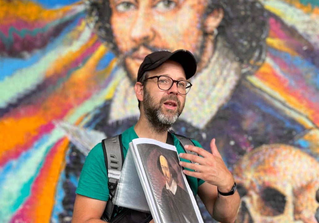 Jonnie Fielding, who also goes by the name Bowl of Chalk