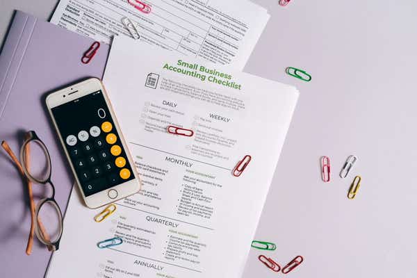 Better visibility over cash flow can help business owners plan budgets more accurately, identify discrepancies early, and make more informed financial decisions.