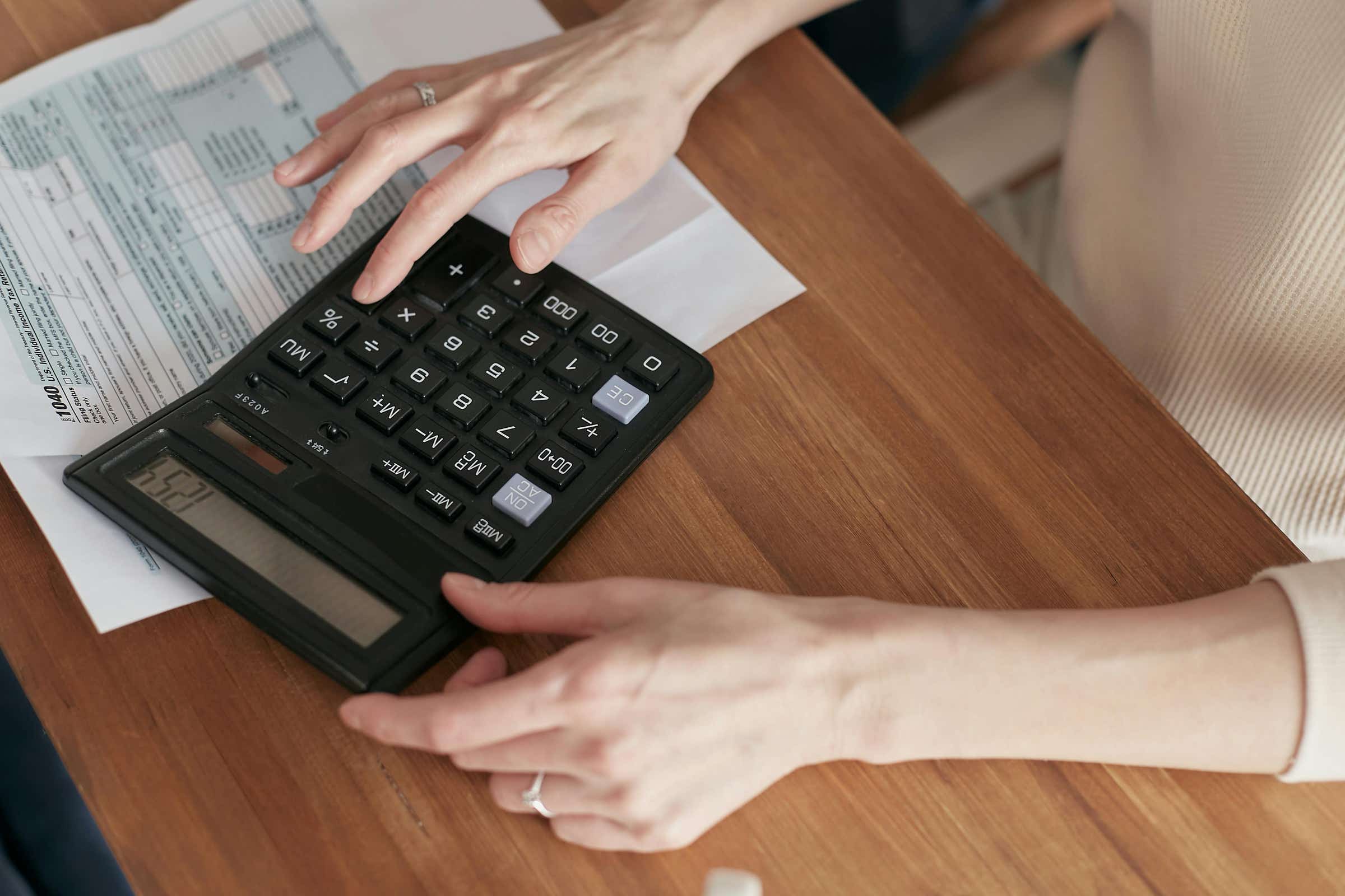 Late payments can put SMEs at risk – these 9 steps can help protect your business