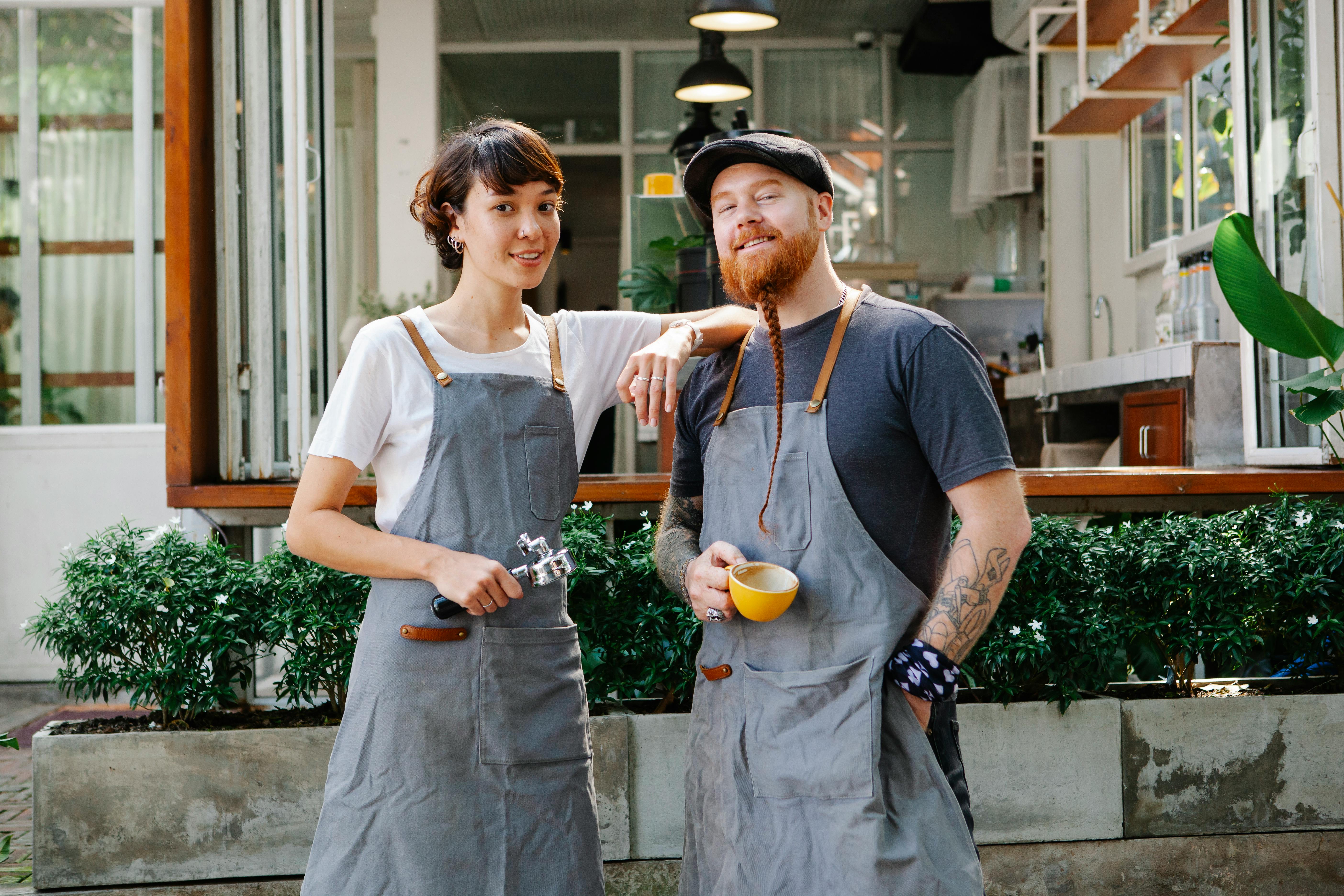 Shoppers increasingly desire community, not just convenience. From shared loyalty cards to joint events, the UK’s small businesses are working together to turn local errands into high-value experiences.
