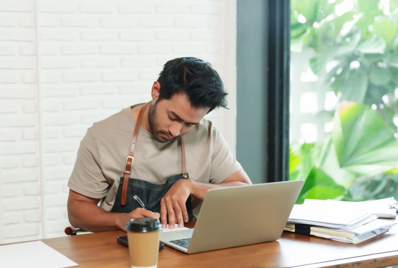 A step-by-step guide to conducting competitor analysis