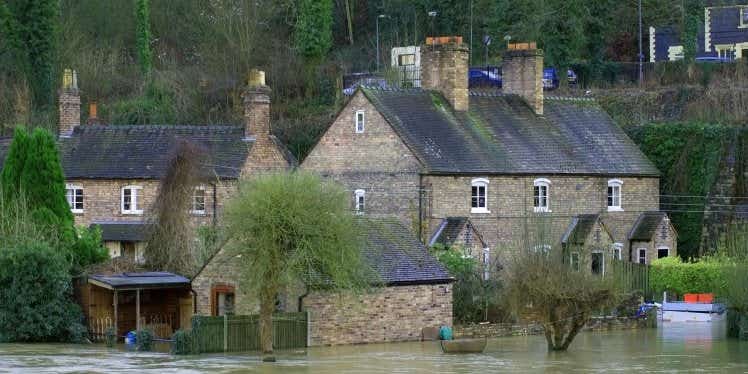 Can home insurance cover flooding?
